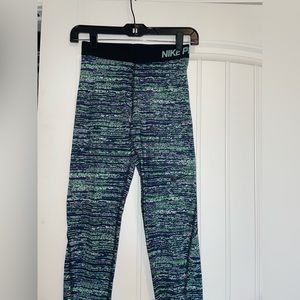 Nike pro dry fit leggings, size small